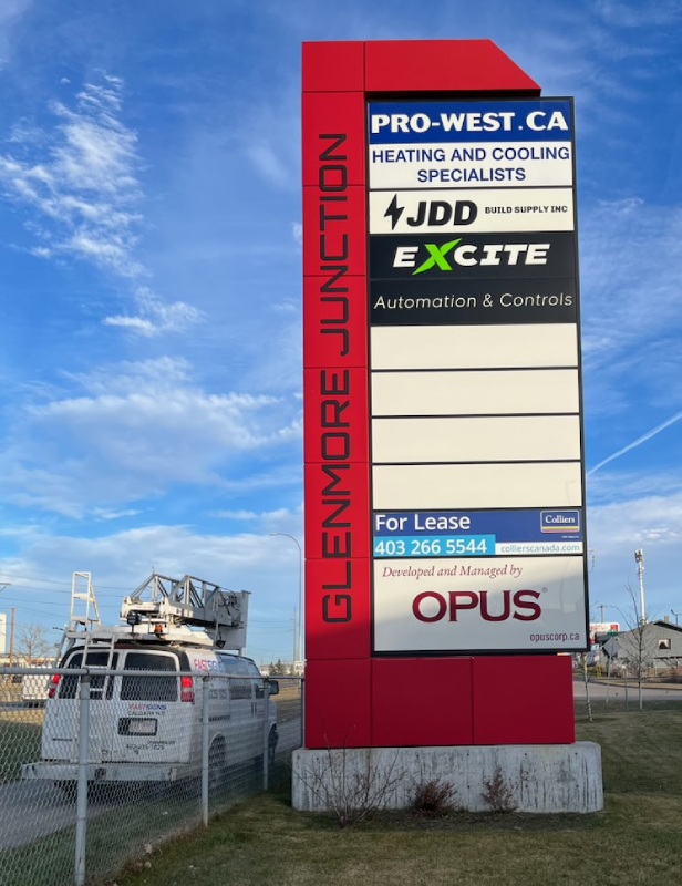 Monument / Pylon Signs